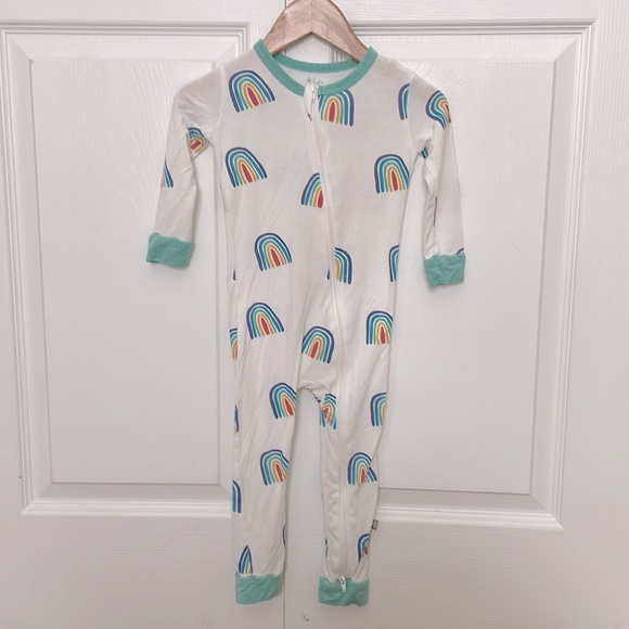 Kyte BABY Other - Kyte baby zippered romper in Jade Rainbow 🌈